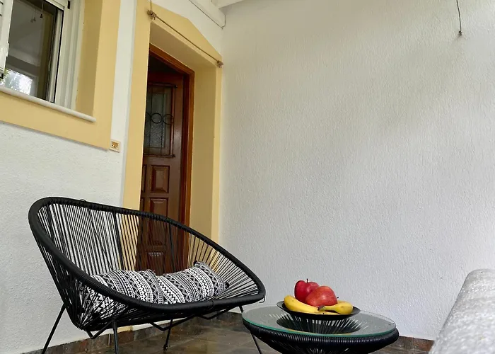 Olive Nest Apartamento Parasporos