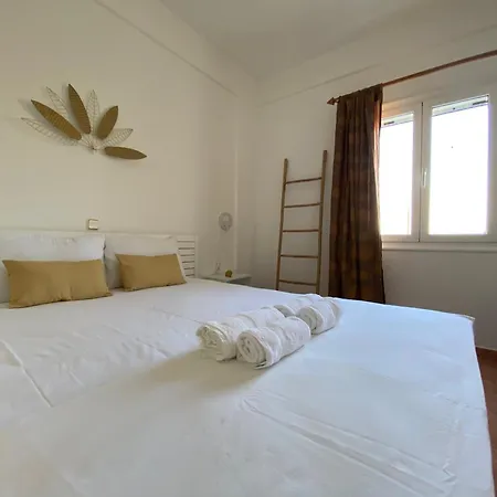 Olive Nest شقة Parasporos